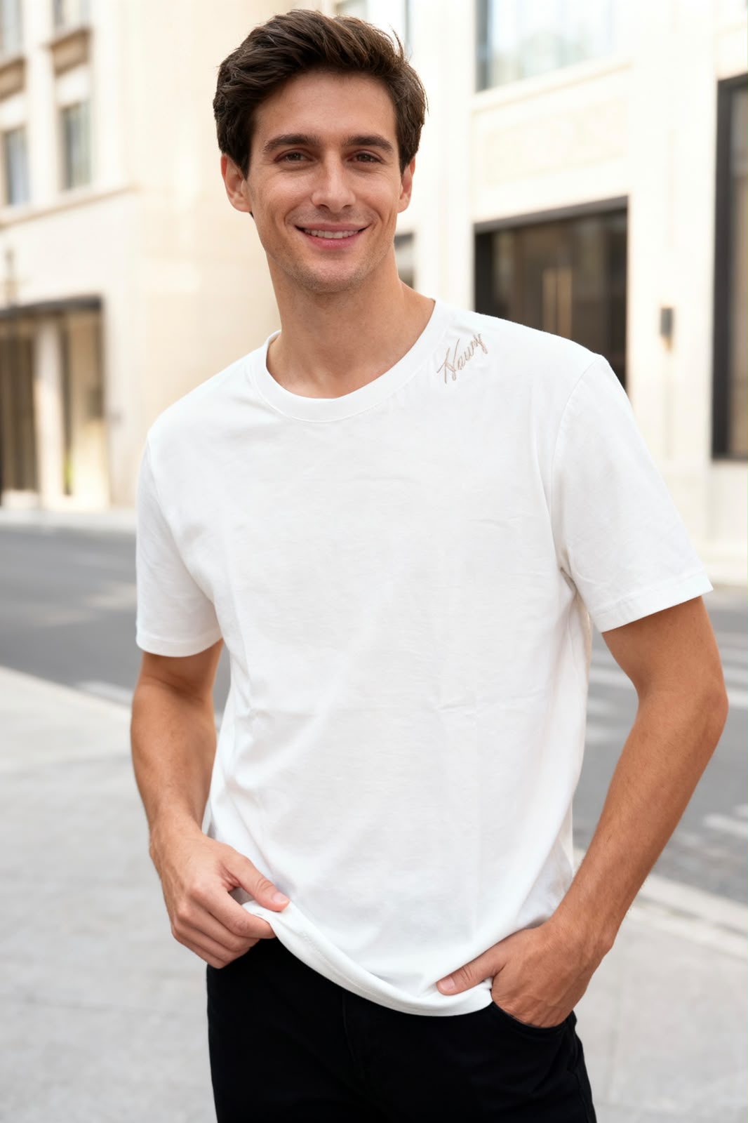 Hawy Script Off-White Classic Fit